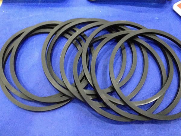 יציקות גומי ואטמים