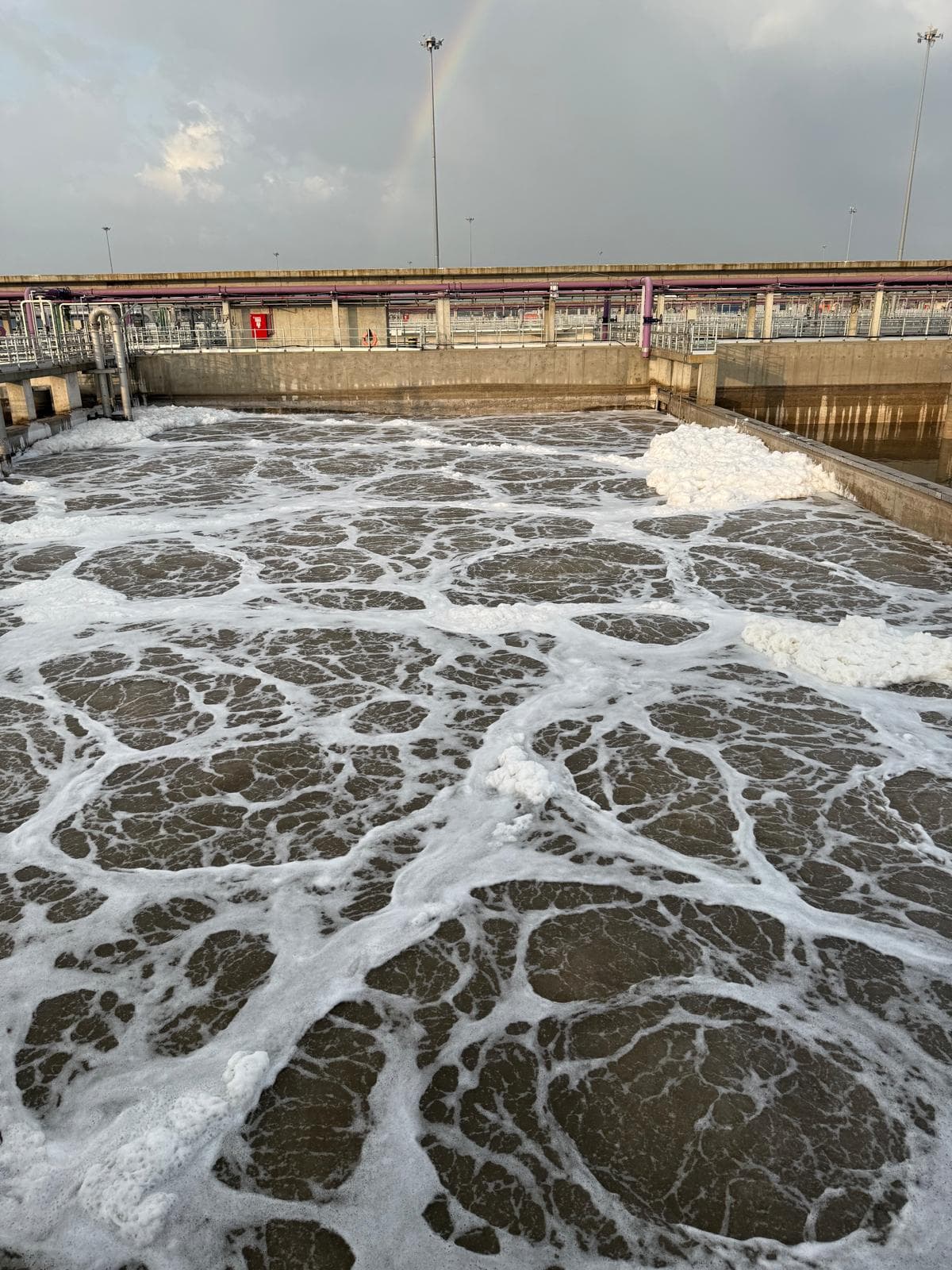 אגן אוורור בפעולה